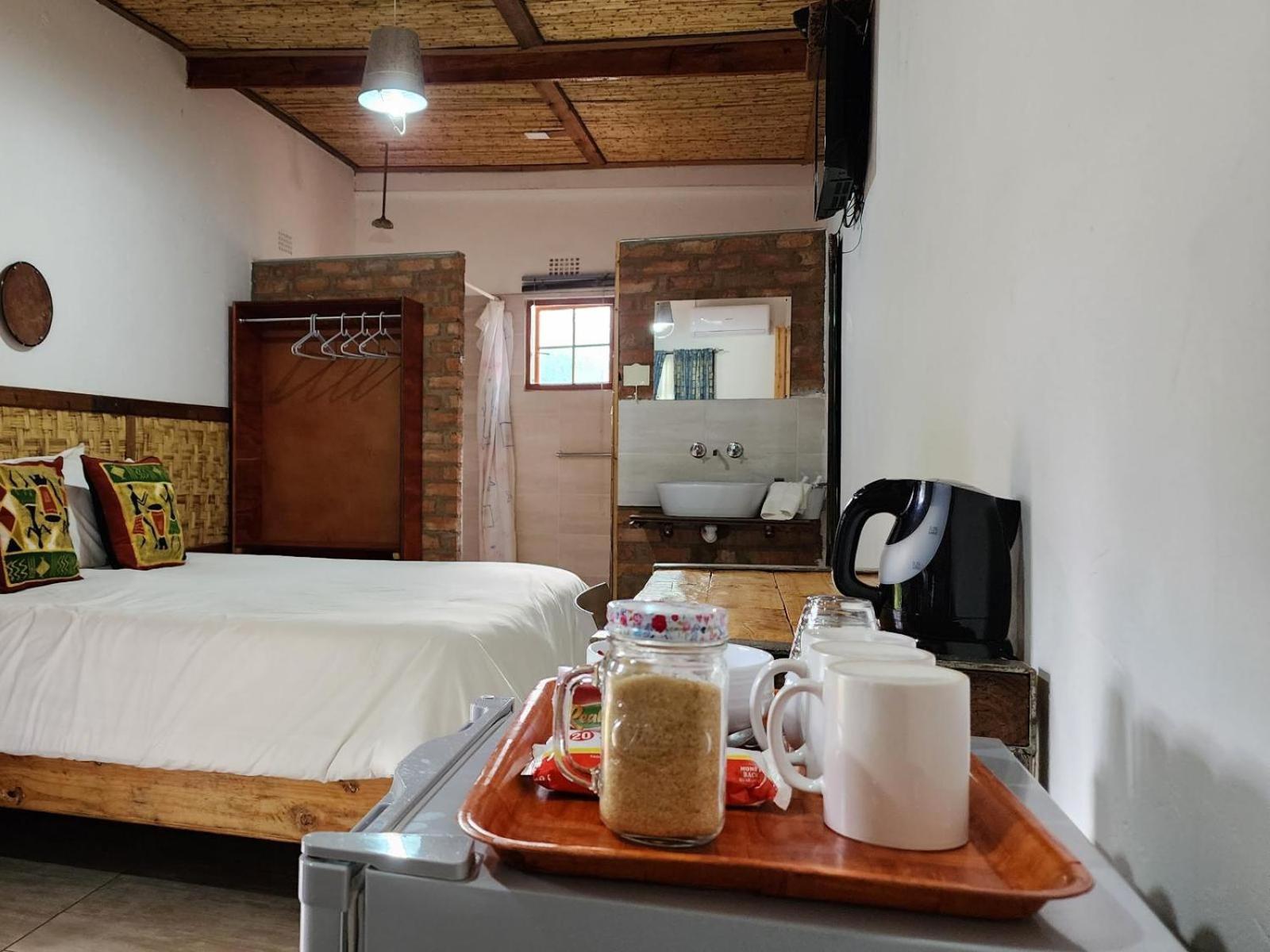Nxabii Cottages Kasane Room photo